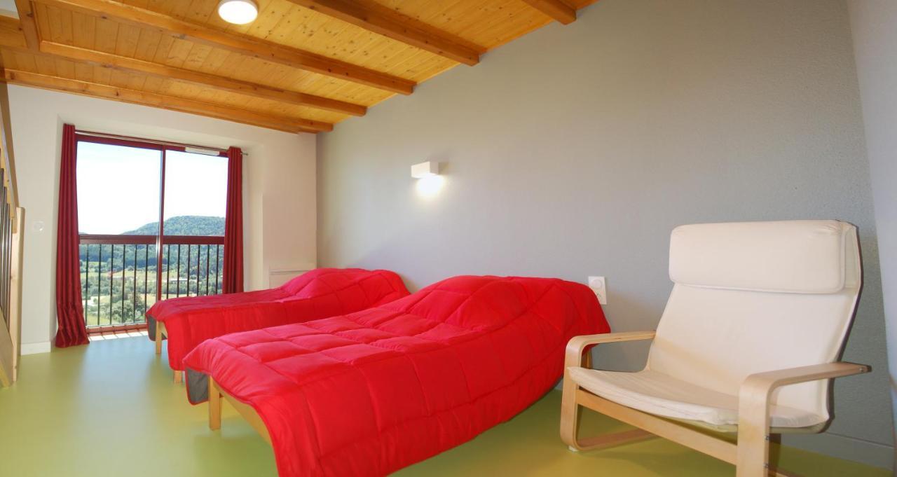 Gite Du Haut Cantal - Appartements Meubles Avec Kitchenette Et Chambres Sans Kitchenette Condat  Luaran gambar