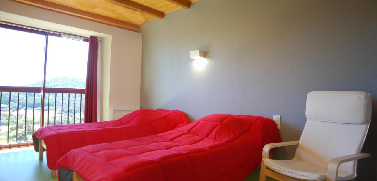 Gite Du Haut Cantal - Appartements Meubles Avec Kitchenette Et Chambres Sans Kitchenette Condat  Luaran gambar
